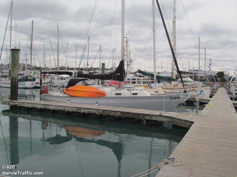 claire sky (Pleasure craft) - IMO , MMSI 512005243 under the flag of New Zealand