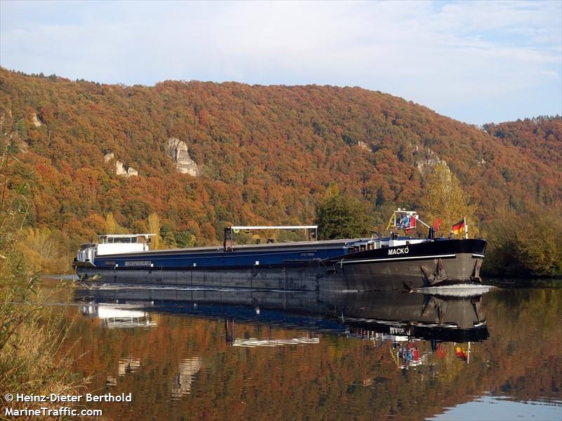 mlp atlantis (Cargo ship) - IMO , MMSI 267131010, Call Sign PI2570 under the flag of Slovakia