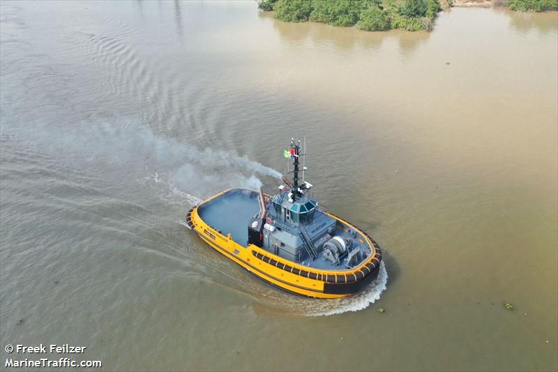 engage rascal (Tug) - IMO , MMSI 375682000, Call Sign J8B6487 under the flag of St Vincent & Grenadines