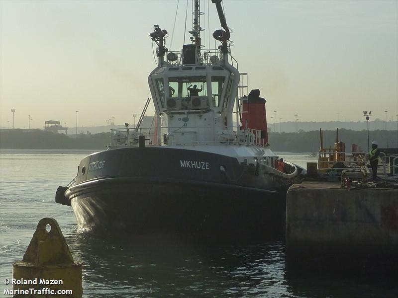 mkhuze (Tug) - IMO , MMSI 601410000, Call Sign ZR4792 under the flag of South Africa