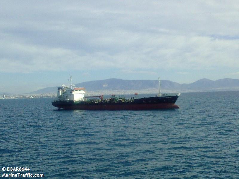 the transporter (Oil Products Tanker) - IMO 8619003, MMSI 210713000, Call Sign C4KY2 under the flag of Cyprus
