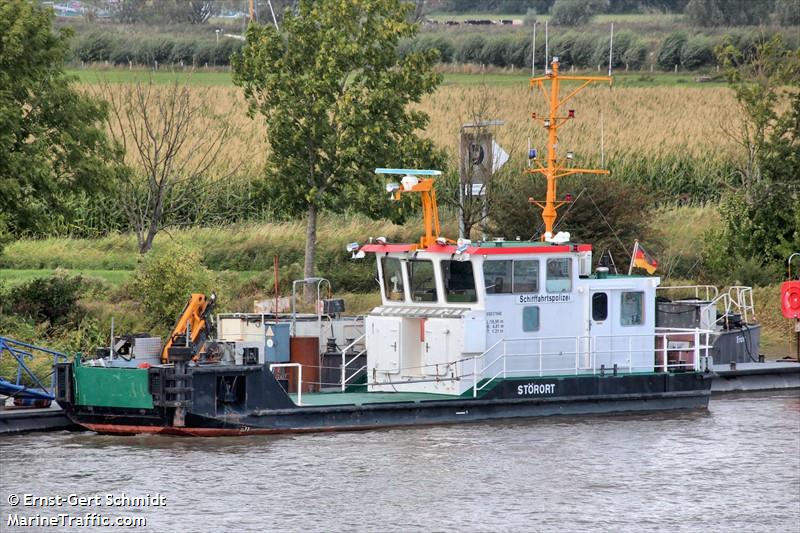 stoerort (Dredging or UW ops) - IMO , MMSI 211744740, Call Sign DD9407 under the flag of Germany