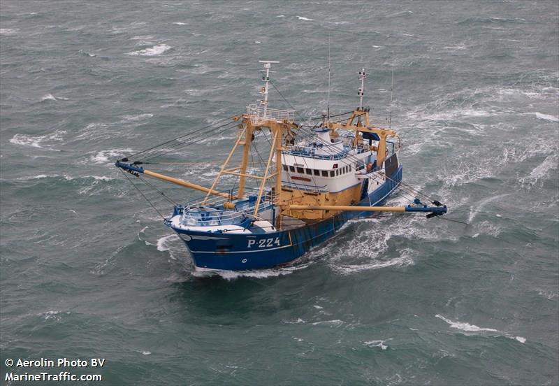 fv miranda (Fishing Vessel) - IMO 8619948, MMSI 232006030, Call Sign MHPS3 under the flag of United Kingdom (UK)