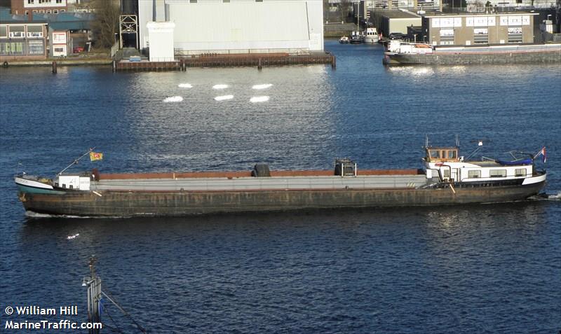 puck (Cargo ship) - IMO , MMSI 244750416, Call Sign PF2156 under the flag of Netherlands