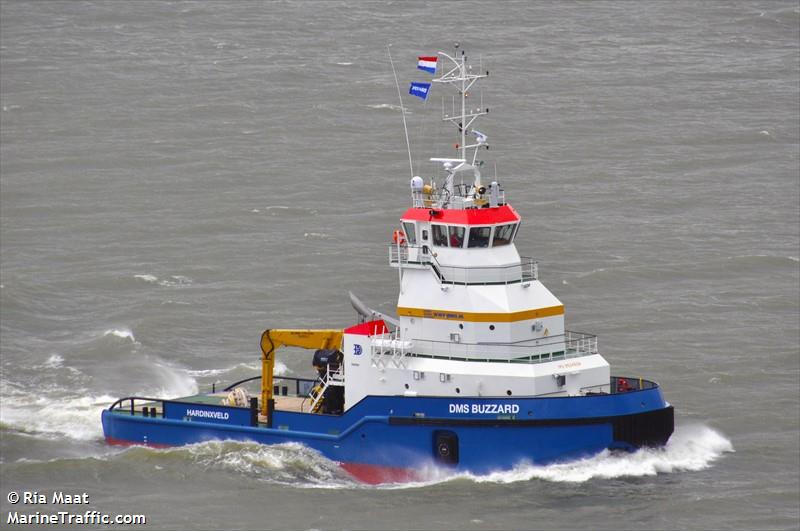 buzzard (Pusher Tug) - IMO 9524528, MMSI 246564000, Call Sign PBRX under the flag of Netherlands