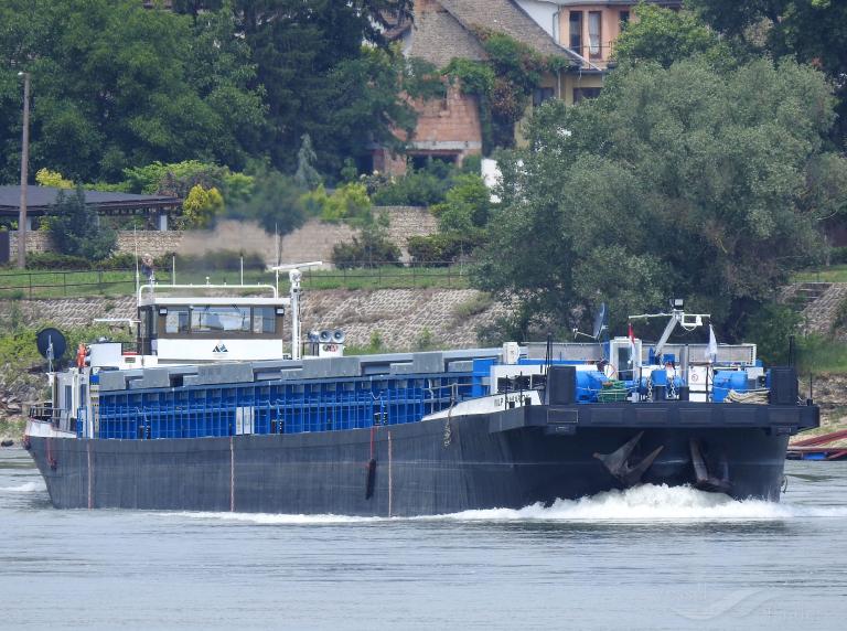 mlp amarok (WIG) - IMO , MMSI 267210246, Call Sign OMGY under the flag of Slovakia