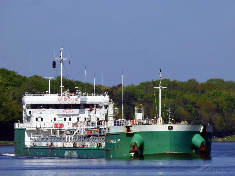 vf tanker-11 (Oil Products Tanker) - IMO 9645009, MMSI 273357860, Call Sign UBRI8 under the flag of Russia