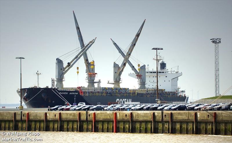 raven arrow (General Cargo Ship) - IMO 9574858, MMSI 311000430, Call Sign C6CC2 under the flag of Bahamas