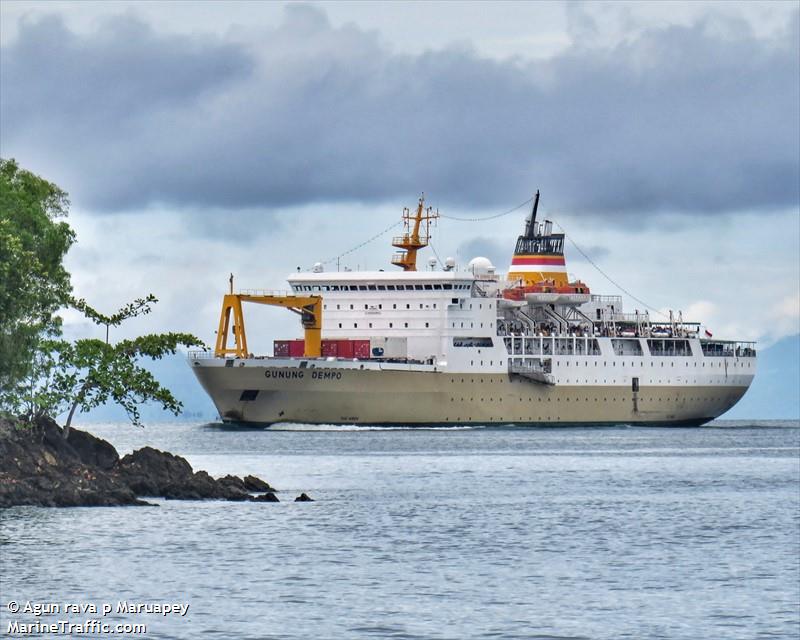 km. gunung dempo (Passenger Ship) - IMO 9401324, MMSI 525005054, Call Sign YBMG under the flag of Indonesia