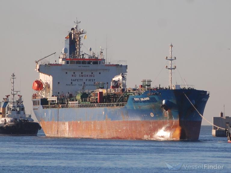city island (Chemical/Oil Products Tanker) - IMO 9360960, MMSI 538002835, Call Sign V7MC8 under the flag of Marshall Islands
