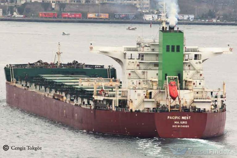 pacific west (Bulk Carrier) - IMO 9604029, MMSI 538004758, Call Sign V7YX5 under the flag of Marshall Islands