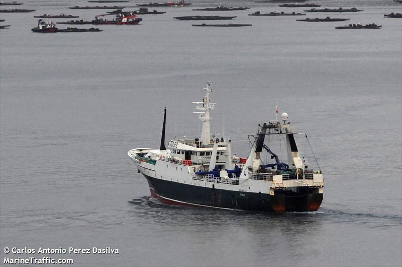 new polar (Fishing Vessel) - IMO 8704779, MMSI 740372000, Call Sign ZDLF2 under the flag of Falkland Islands