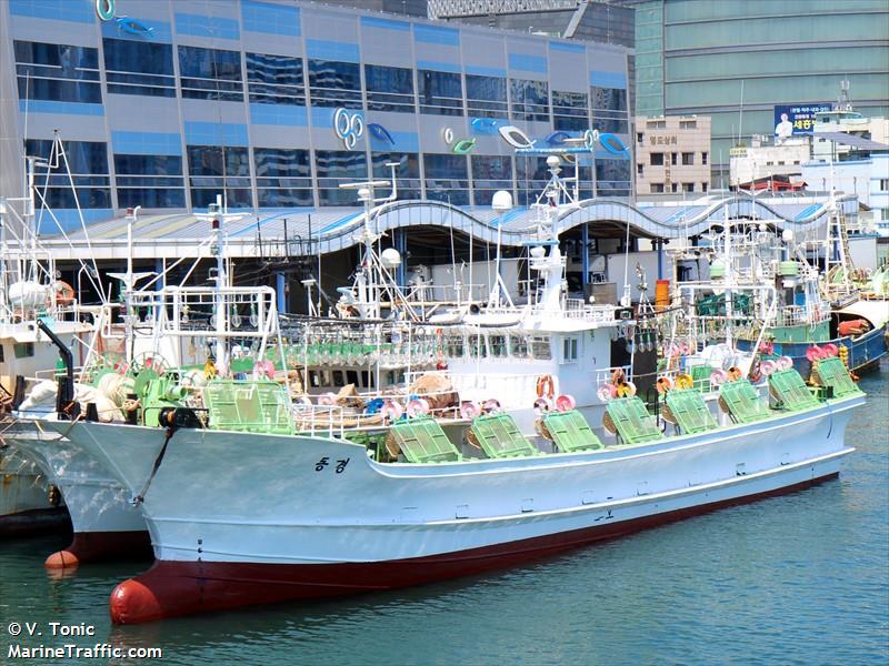 dong kyung (Fishing vessel) - IMO , MMSI 440325720, Call Sign 312DONG under the flag of Korea