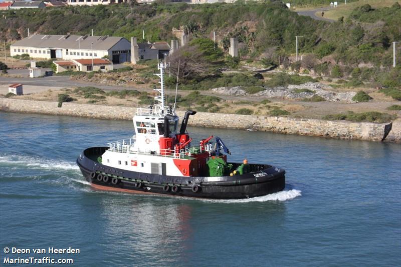 tug lizibuko (Tug) - IMO , MMSI 601130800, Call Sign ZR 7726 under the flag of South Africa