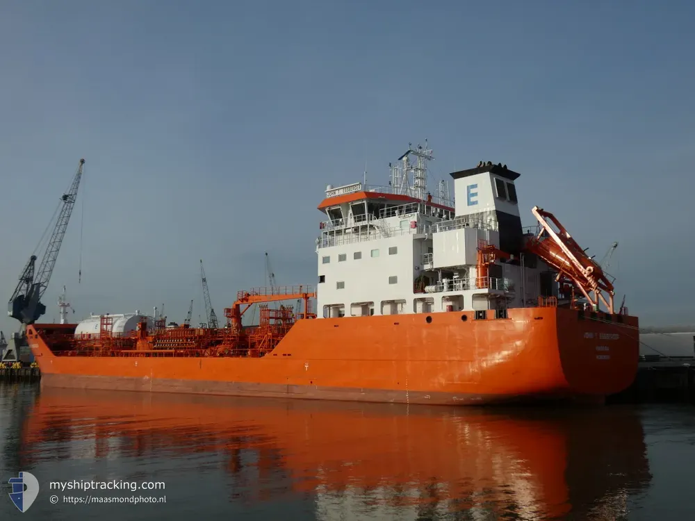 john t. essberger (Chemical/Oil Products Tanker) - IMO 9939797, MMSI 255891000, Call Sign CQWX under the flag of Madeira