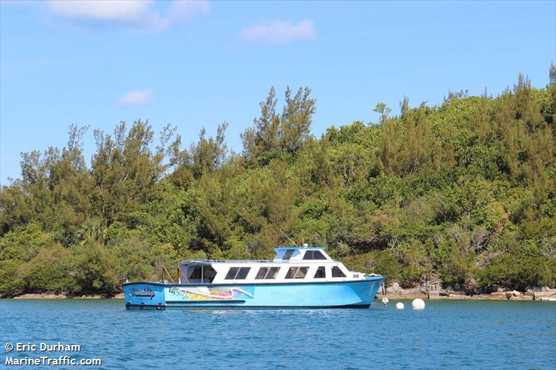 friend ship (Passenger ship) - IMO , MMSI 310996628, Call Sign ZFU6628 under the flag of Bermuda