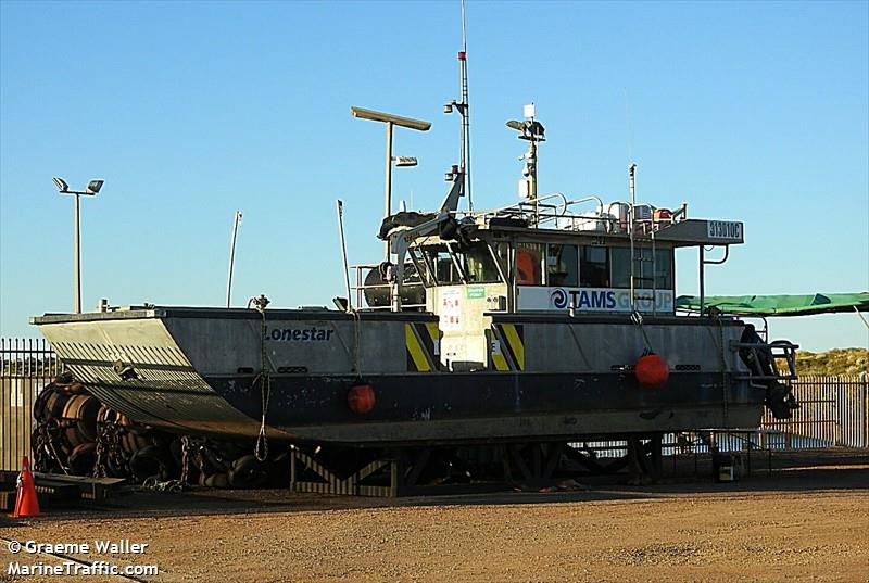 lonestar (Diving ops) - IMO , MMSI 503638600 under the flag of Australia