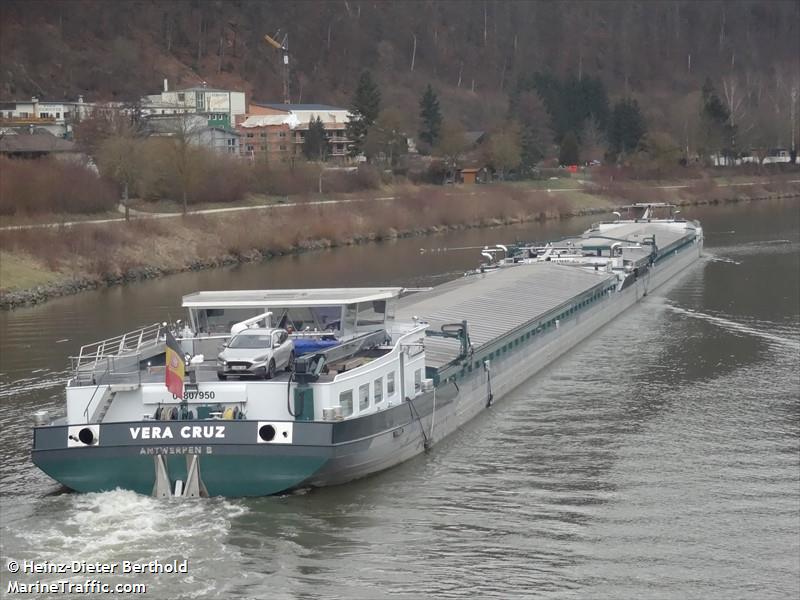 vera cruz (Cargo ship) - IMO , MMSI 205566590, Call Sign DF2434 under the flag of Belgium