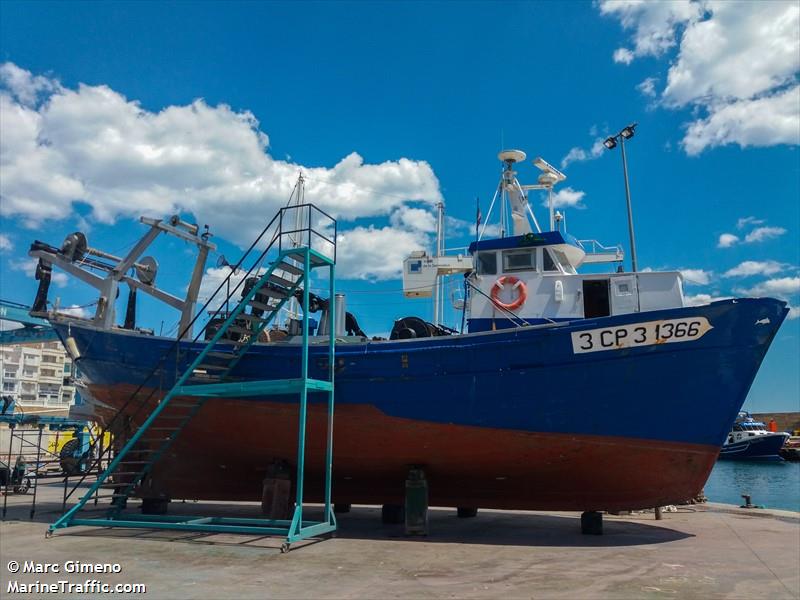 cinta primera (Fishing vessel) - IMO , MMSI 224073670 under the flag of Spain