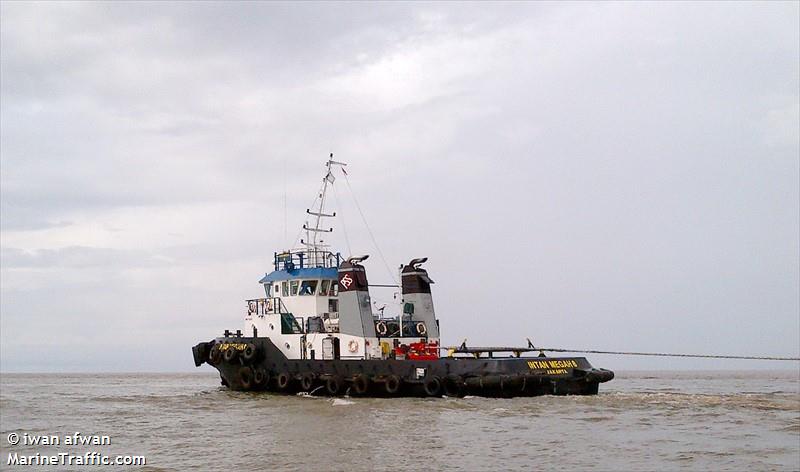 tb intan megah 8 (Tug) - IMO 9386201, MMSI 525006200, Call Sign YDA4574 under the flag of Indonesia