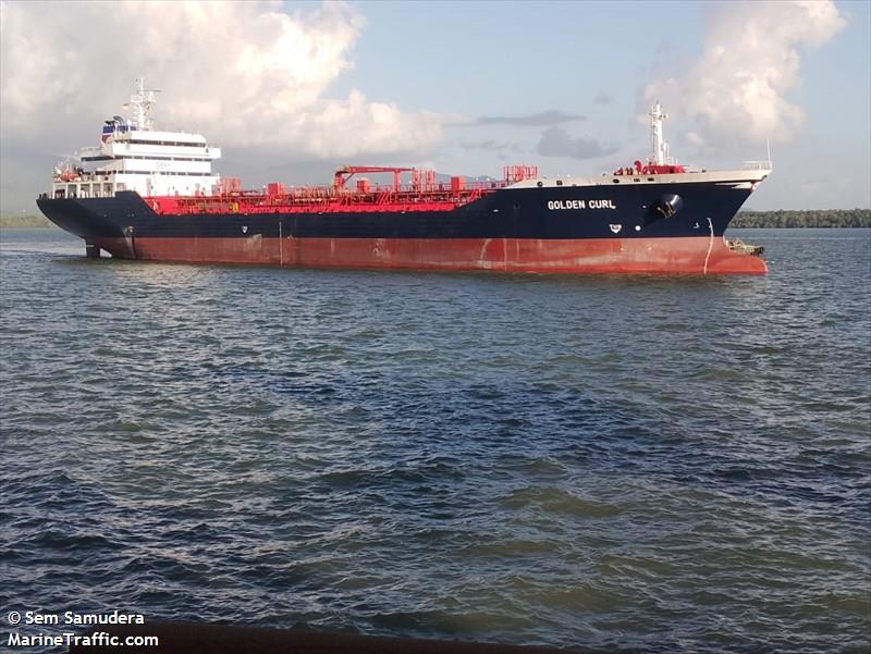 mt golden curl (Chemical Tanker) - IMO 9348522, MMSI 563214900, Call Sign 9V9207 under the flag of Singapore