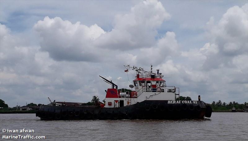 tb.berau coal 62 (Tug) - IMO , MMSI 525300518, Call Sign YDA6571 under the flag of Indonesia