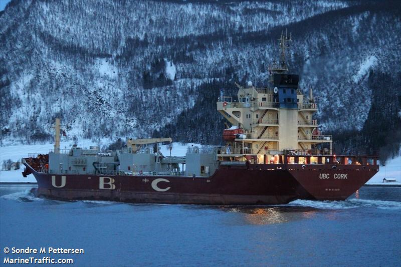 ubc cork (Cement Carrier) - IMO 9448279, MMSI 636023660, Call Sign 5LOU2 under the flag of Liberia
