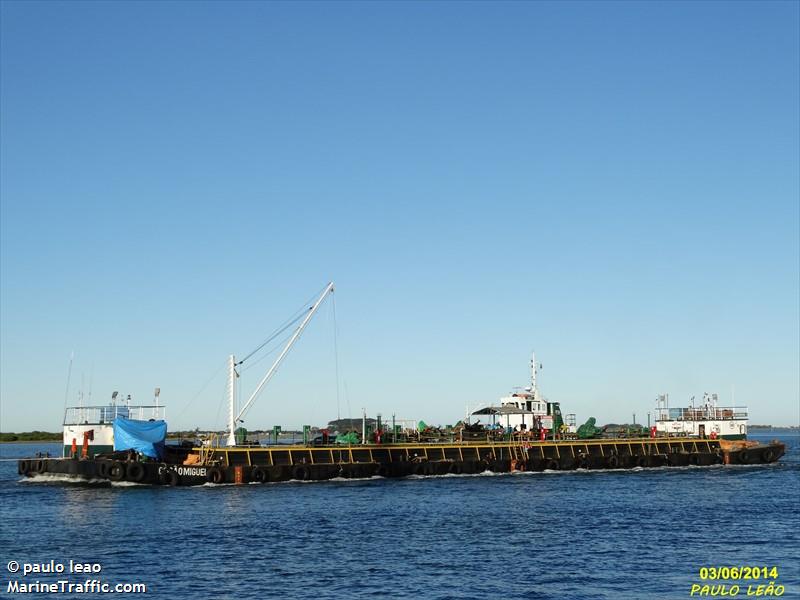 mamute (Fishing vessel) - IMO , MMSI 710123456, Call Sign 100200 under the flag of Brazil
