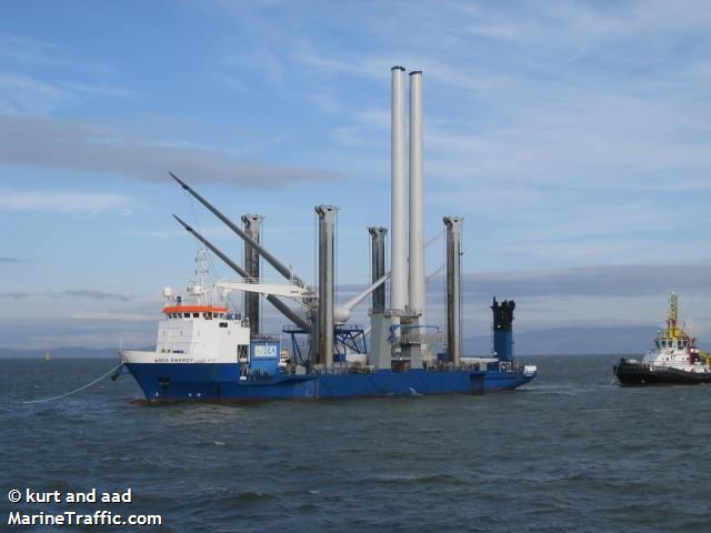 maersk edinburgh (Container Ship) - IMO 9456757, MMSI 219033000, Call Sign OXLT2 under the flag of Denmark