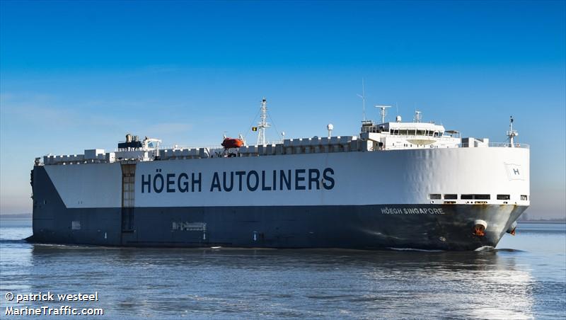 hoegh singapore (Vehicles Carrier) - IMO 9431862, MMSI 259924000, Call Sign LAJT7 under the flag of Norway