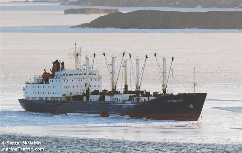 bosfor vostochny (Refrigerated Cargo Ship) - IMO 9010785, MMSI 273383970, Call Sign UEXJ under the flag of Russia