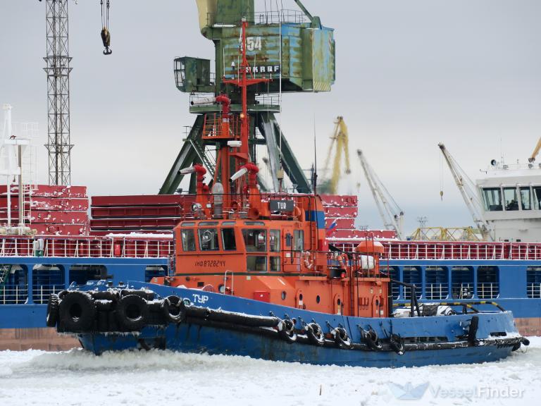 tur (Tug) - IMO 8728244, MMSI 273444990, Call Sign UGLB under the flag of Russia