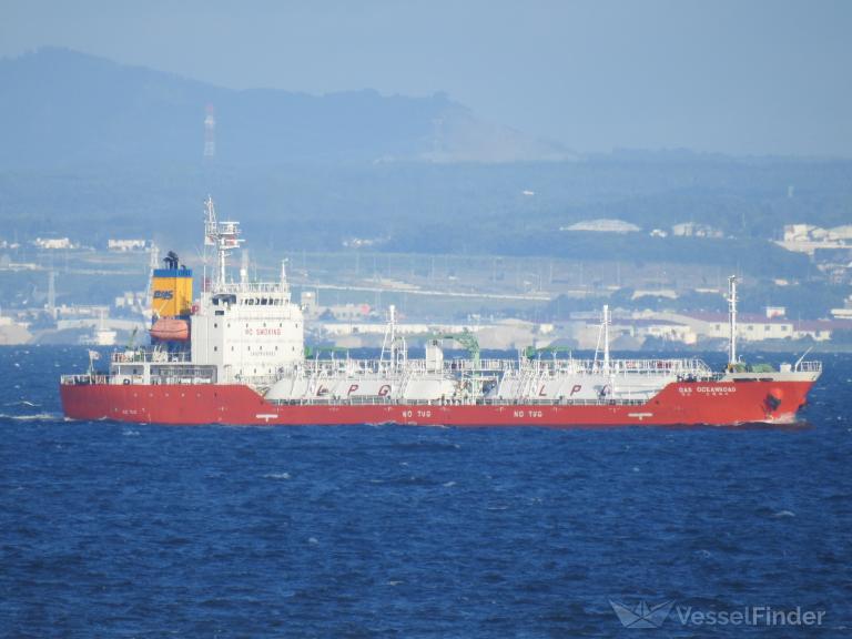 gas oceanroad (LPG Tanker) - IMO 9715921, MMSI 440037000, Call Sign D7NQ under the flag of Korea