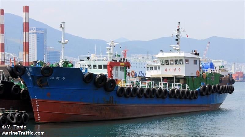 13daesin (Tanker) - IMO , MMSI 440103790, Call Sign 130063 under the flag of Korea