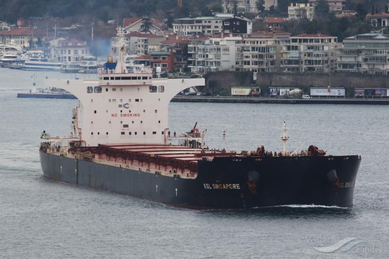 ksl singapore (Bulk Carrier) - IMO 9719903, MMSI 477441300, Call Sign VRNE8 under the flag of Hong Kong