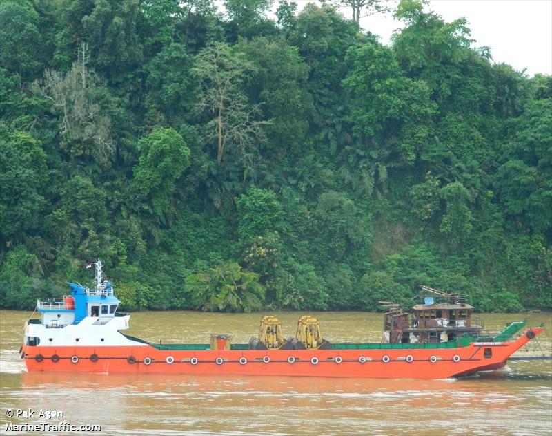 cahaya mutiara (Cargo ship) - IMO , MMSI 600013112 under the flag of Unknown