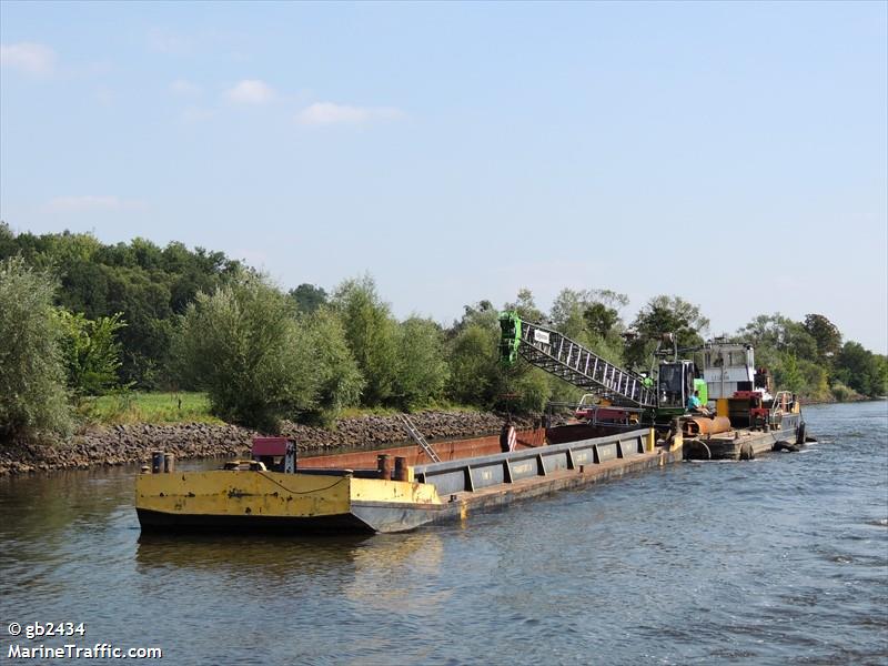 leguan (Port tender) - IMO , MMSI 211763510