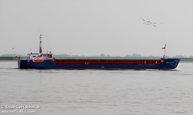 mooni (Crude Oil Tanker) - IMO 9270488, MMSI 304040000, Call Sign V2YH3 under the flag of Antigua & Barbuda