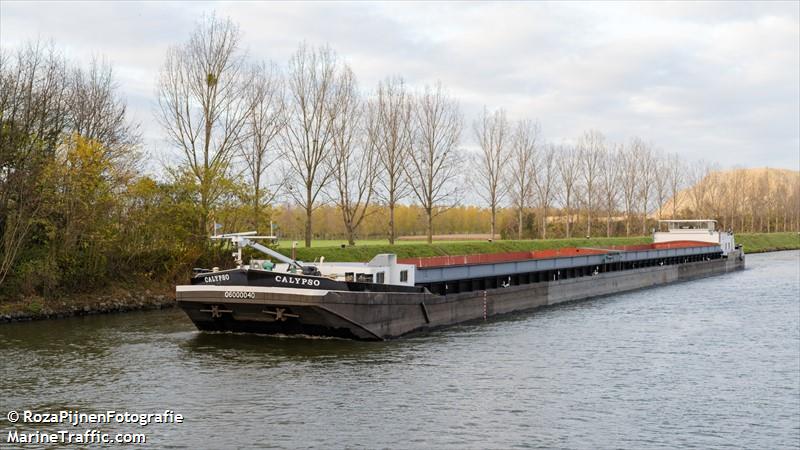 calypso (Cargo ship) - IMO , MMSI 226005460, Call Sign DD3563 under the flag of France