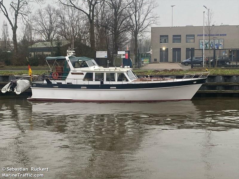 helena (Pleasure craft) - IMO , MMSI 218028490, Call Sign DJ2700 under the flag of Germany