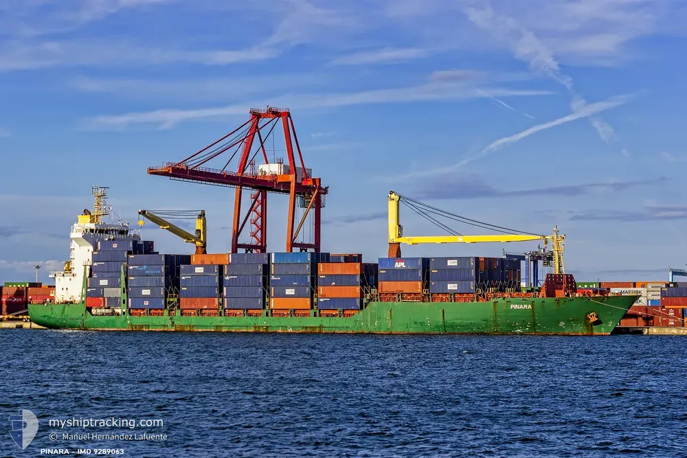 nara (Container Ship) - IMO 9289063, MMSI 271051022, Call Sign TCA7355 under the flag of Turkey