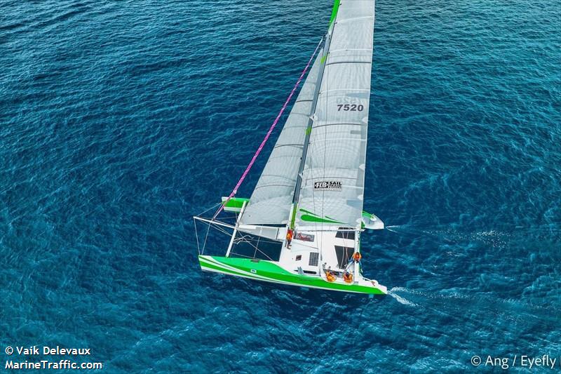 slime (Pleasure craft) - IMO , MMSI 518998541, Call Sign E5U4521 under the flag of Cook Islands