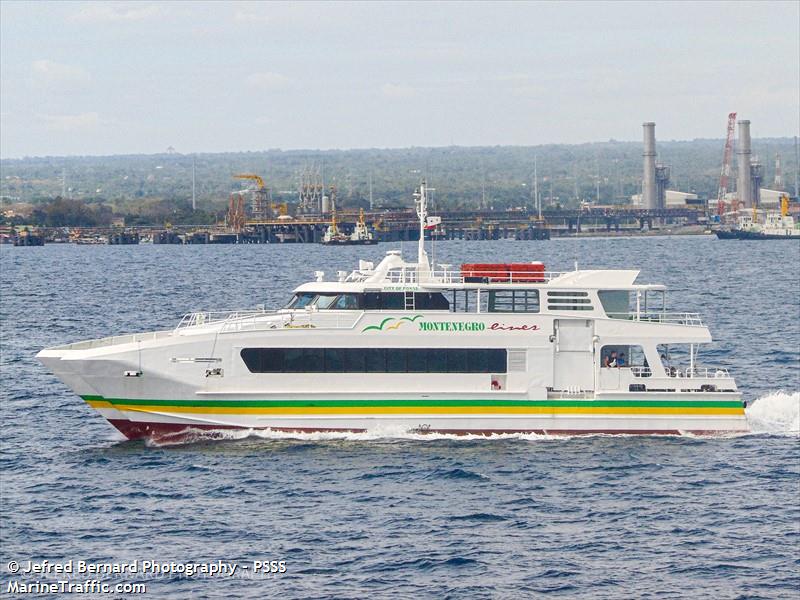 city of roxas (Cargo ship) - IMO , MMSI 548385800 under the flag of Philippines