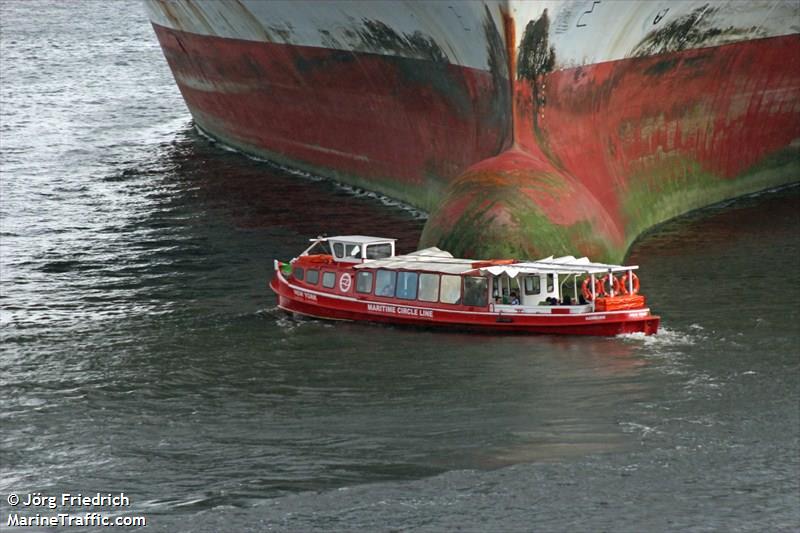 new york (Passenger ship) - IMO , MMSI 211149400, Call Sign DH5926 under the flag of Germany