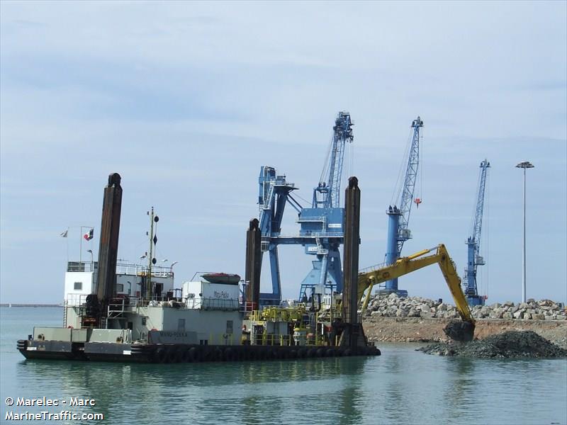 manu pekka (Dredging or UW ops) - IMO , MMSI 212701000, Call Sign 5BJH2 under the flag of Cyprus