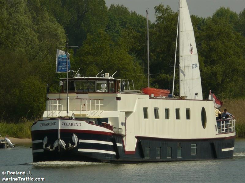 zeearend (Passenger ship) - IMO , MMSI 244660930, Call Sign PG3241 under the flag of Netherlands