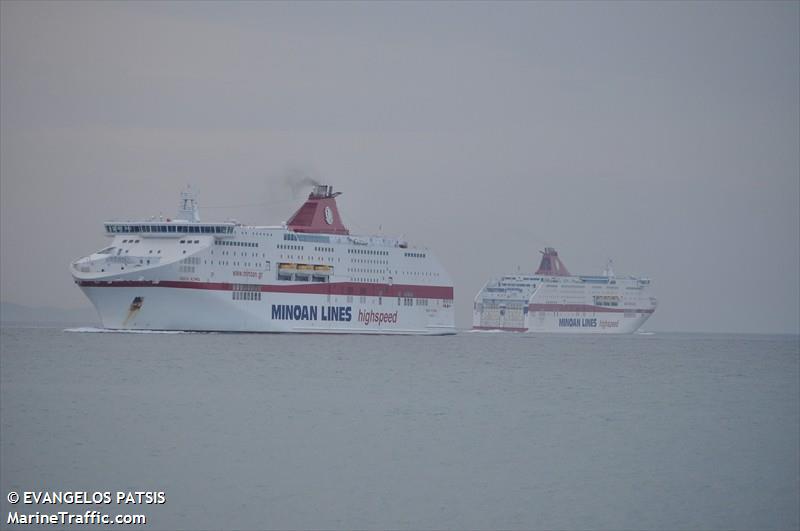 cruise sardegna (Passenger/Ro-Ro Cargo Ship) - IMO 9351505, MMSI 247286700, Call Sign IBEY under the flag of Italy
