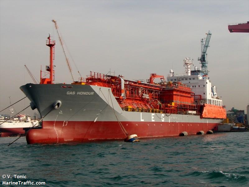 gas honour (LPG Tanker) - IMO 9522257, MMSI 351727000, Call Sign 3FGO4 under the flag of Panama