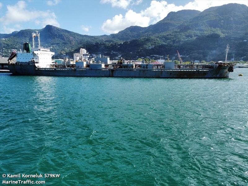 mohar (Cement Carrier) - IMO 9135468, MMSI 417222390, Call Sign 4RDI under the flag of Sri Lanka