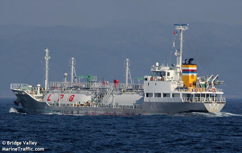 shoryu maru (LPG Tanker) - IMO 9512836, MMSI 431000689, Call Sign JD2864 under the flag of Japan
